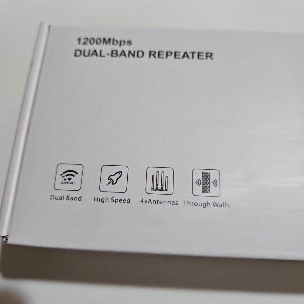*NEW 200 Mbps Dual-Band Repeater WiFi-754AC High Speed Booster Wide Coverage NIB - Picture 11 of 15